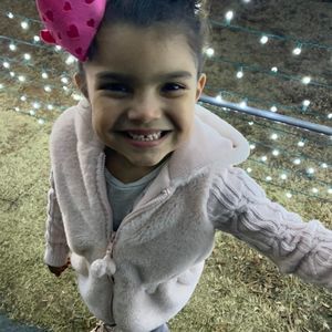 Meet your Posher, Dora